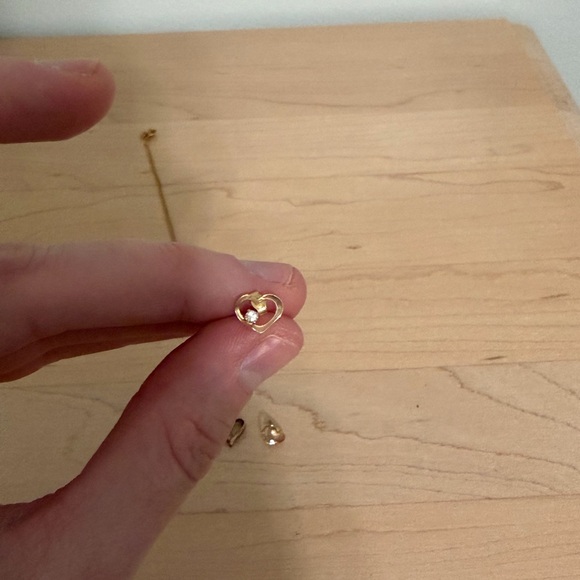 Gold Heart Pendant Necklace and Diamond Earrings Set - Picture 3 of 4